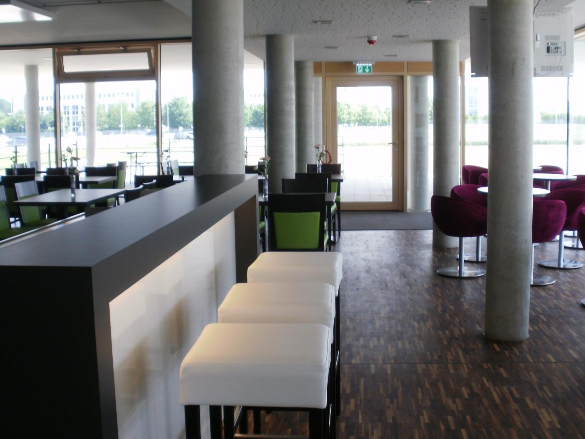 Iq-Hotel Ulm Bagian luar foto