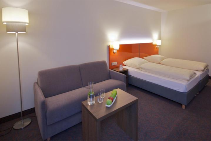 Iq-Hotel Ulm Bagian luar foto